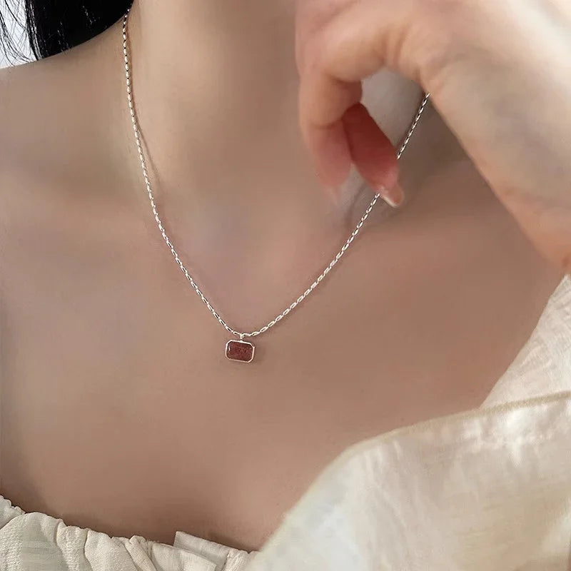 Strawberry Glow – Sterling Silver Quartz Necklace