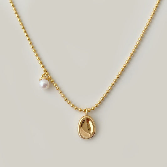 Natural Pearl Disc Necklace