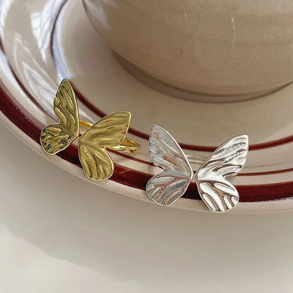 Vintage Flutter – Sterling Silver Butterfly Ring