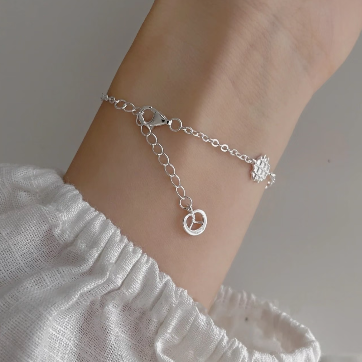 Sweet Donut – Sterling Silver & Pearl Bracelet
