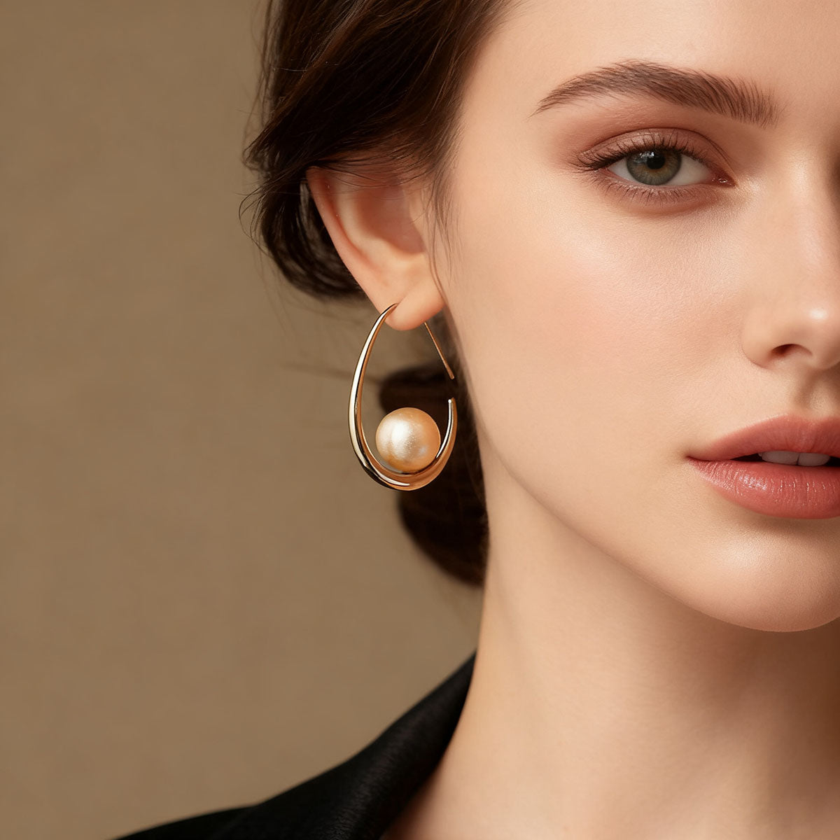 Gold Teardrop Pearl Earrings