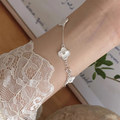 Moonlit Clover Bracelet – Sterling Silver