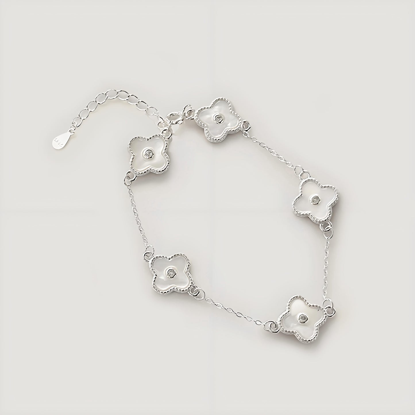 Moonlit Clover Bracelet – Sterling Silver