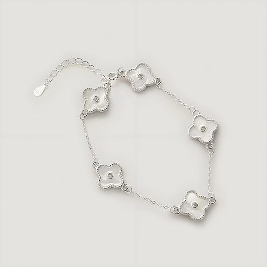 Moonlit Clover Bracelet – Sterling Silver