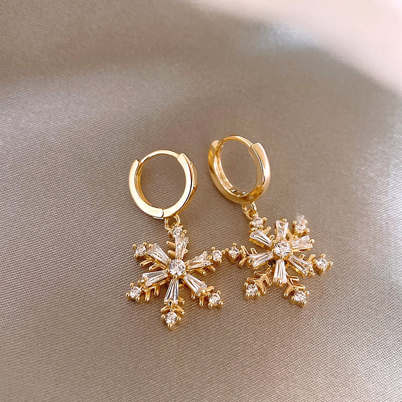 Rotating Snowflake Christmas Earrings