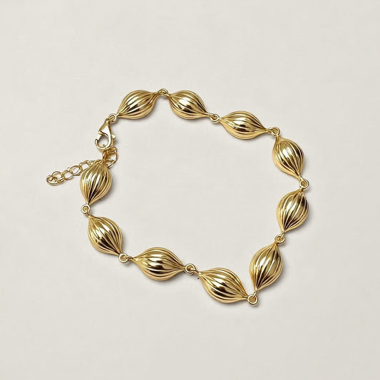 Whispering Shell Bracelet – Sterling Silve