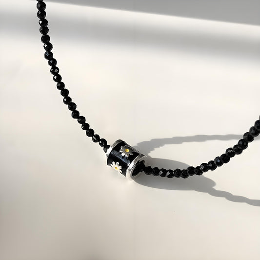 Midnight Daisy – Sterling Silver Enamel Necklace